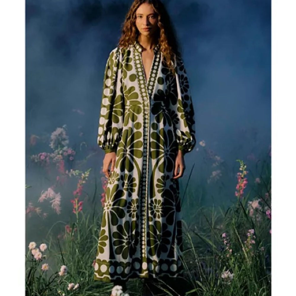 Green Floral V-Neck Maxi Dress - Picture 6 of 7